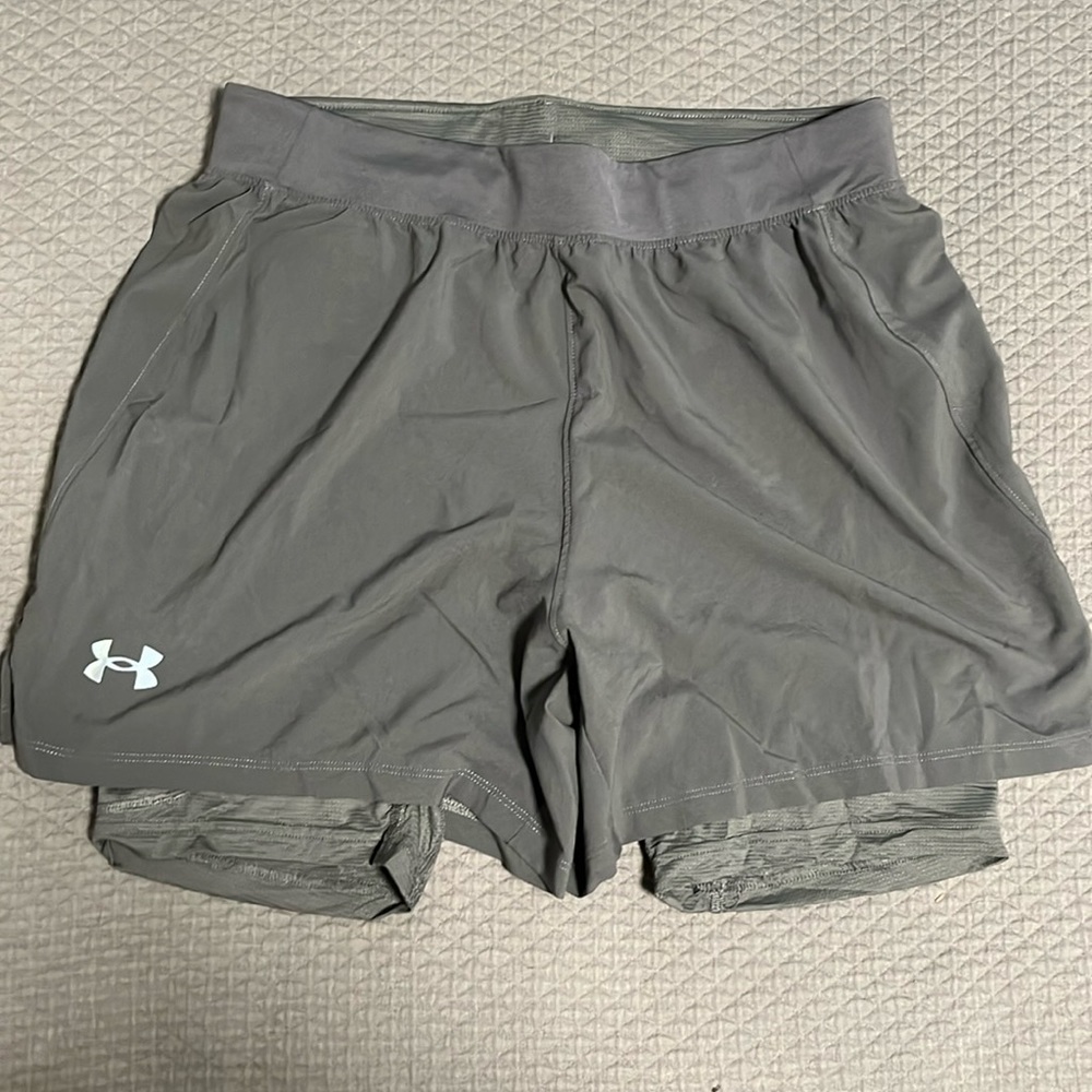 2-in-1 running shorts